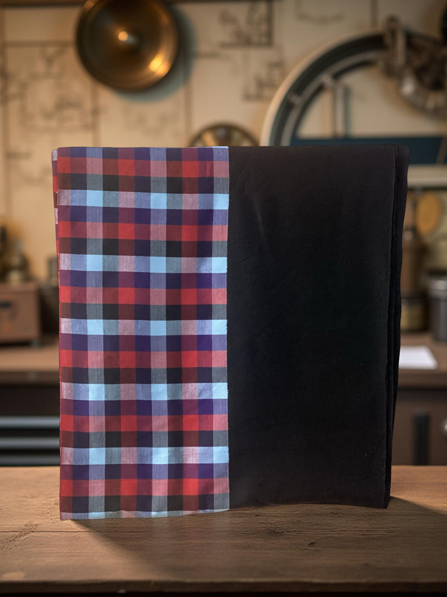 Checkered red & blue / plain black